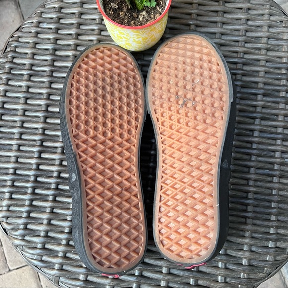 Vans black shoes - Picture 9 of 10